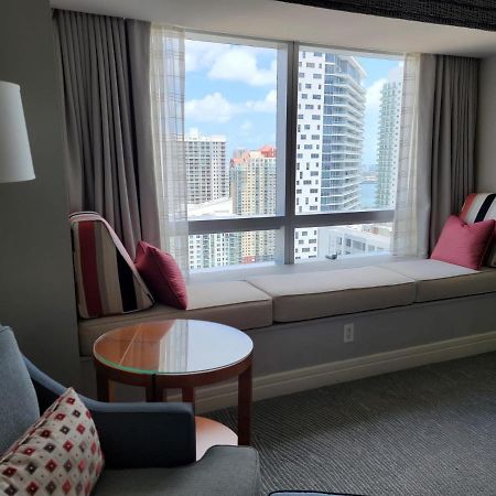 Four Seasons Suite 마이애미 외부 사진